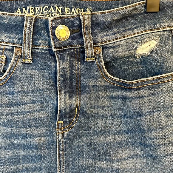 American Eagle Distressed Jean Skirt Super Stretch - Picture 3 of 7